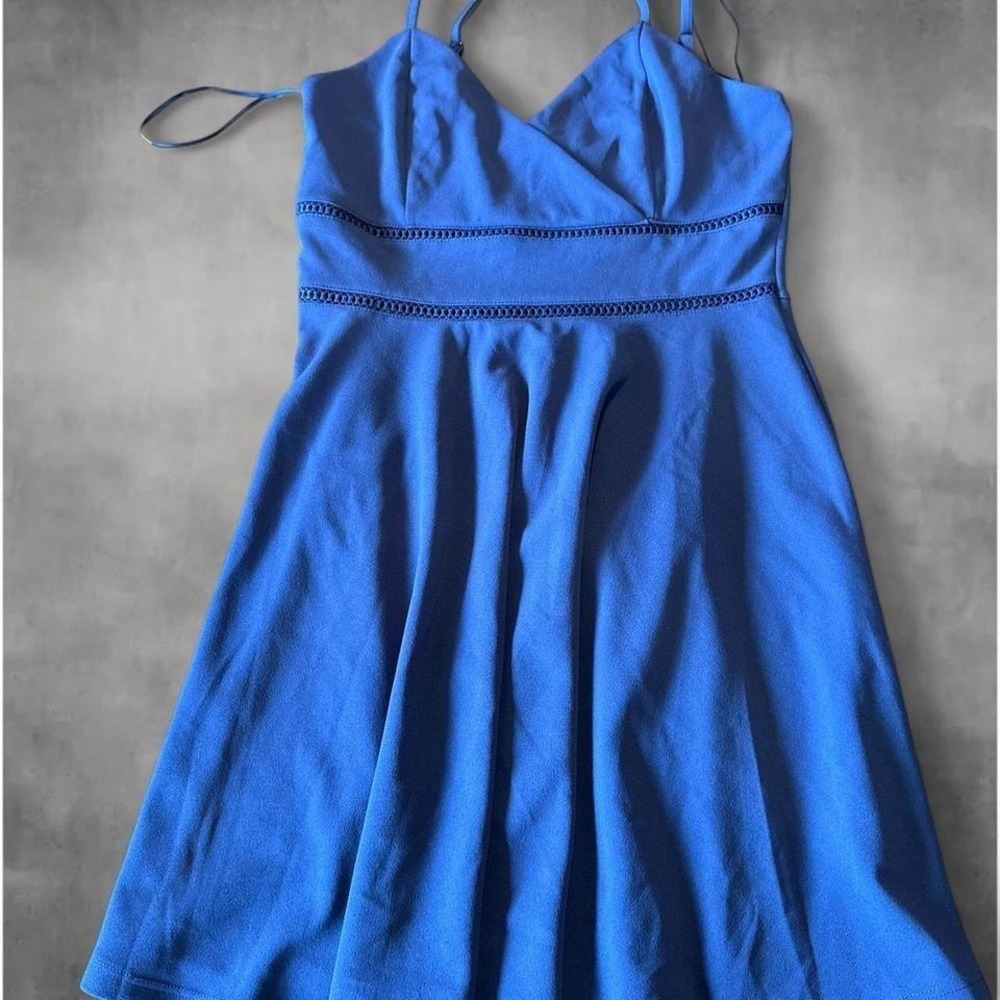 Francescas Blue Fit and Flare Mini Dress Crochet Trim V-Neck 3EV4713PC-NAVY‎ L